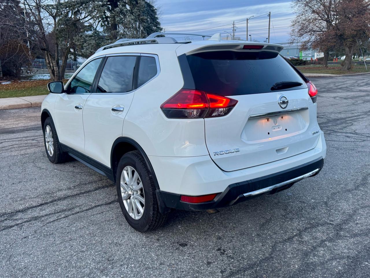 2017 Nissan Rogue AWD 4dr SV - Photo #7