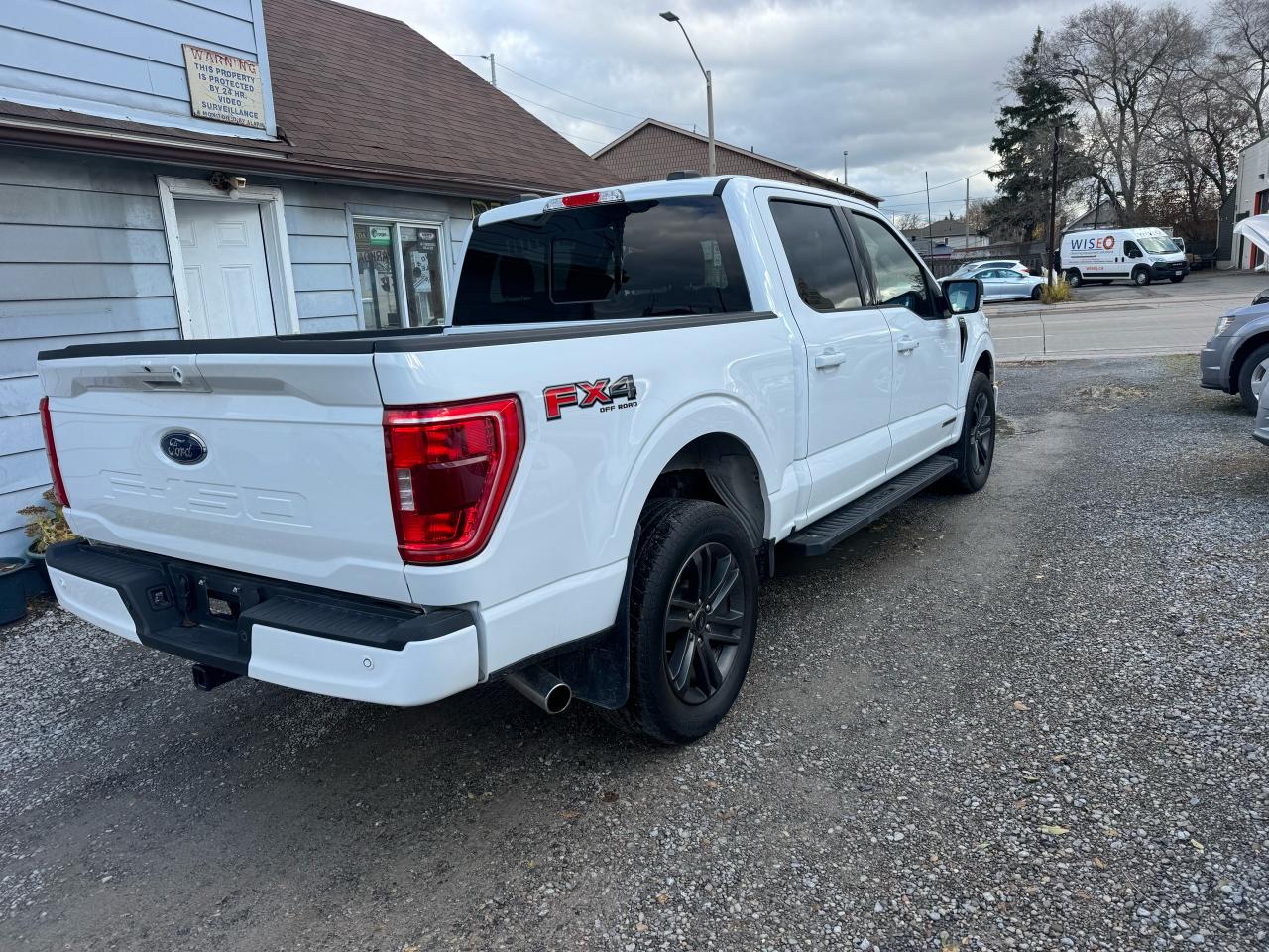 2022 Ford F-150 FX4 Photo2