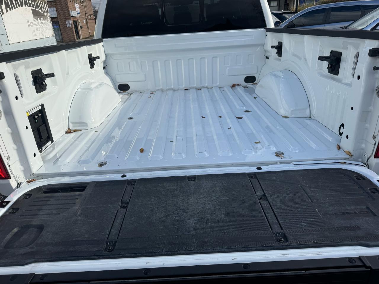 2022 Ford F-150 FX4 - Photo #14