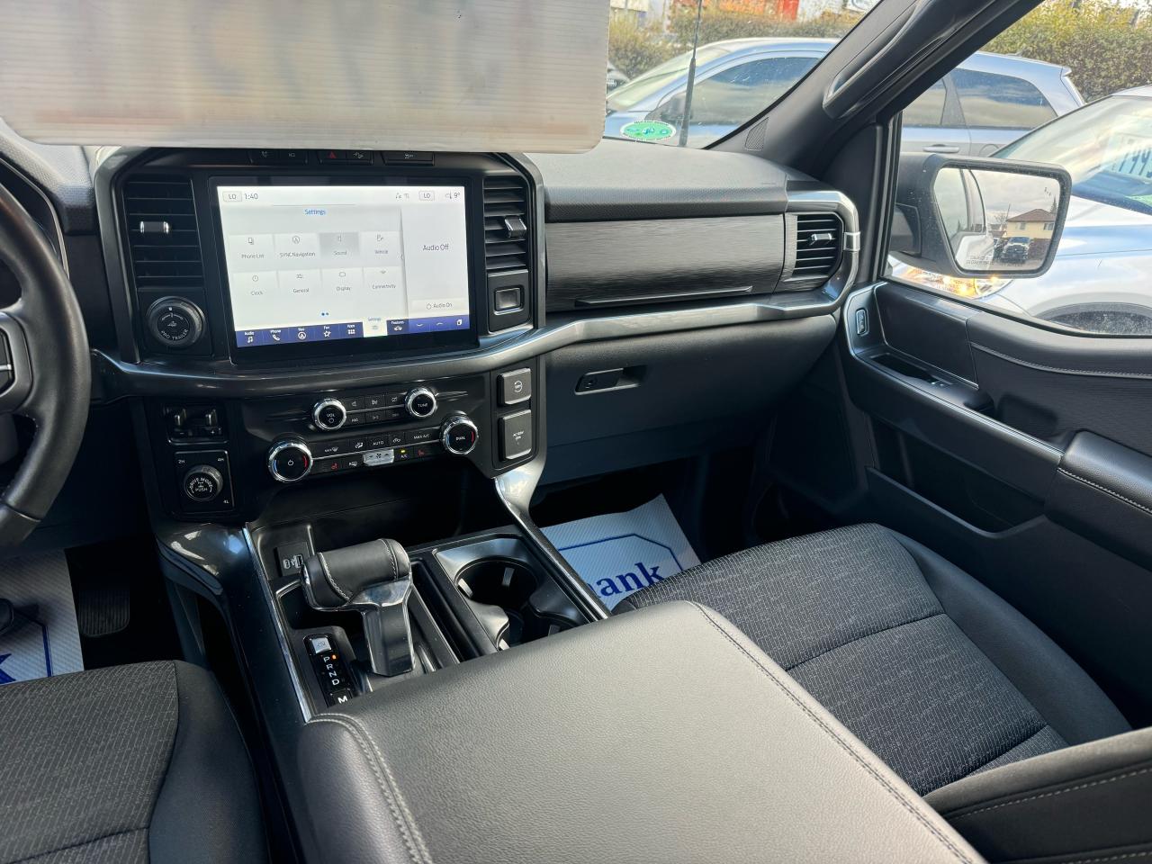 2022 Ford F-150 FX4 - Photo #11