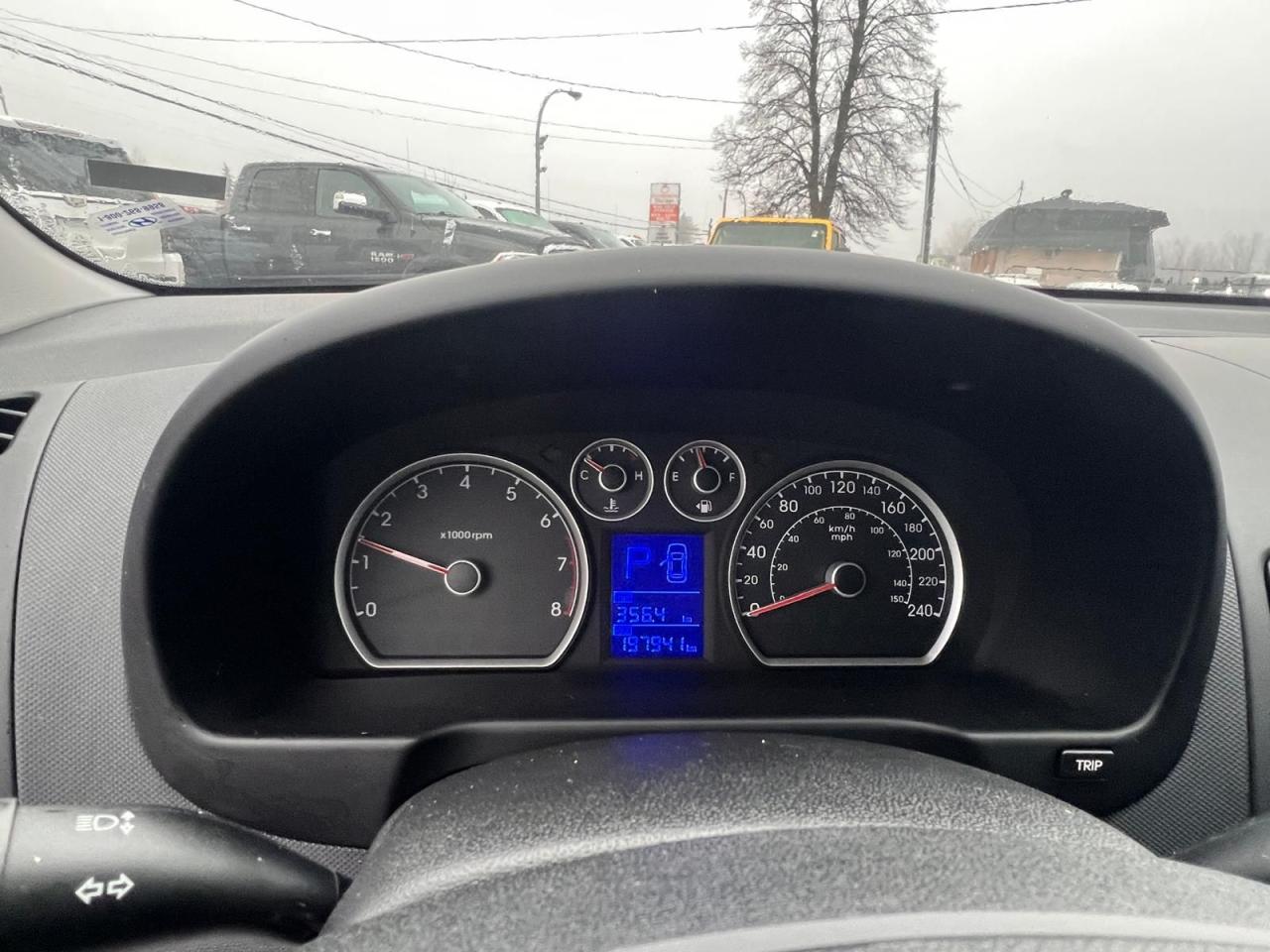 2012 Hyundai Elantra Touring L - Photo #15