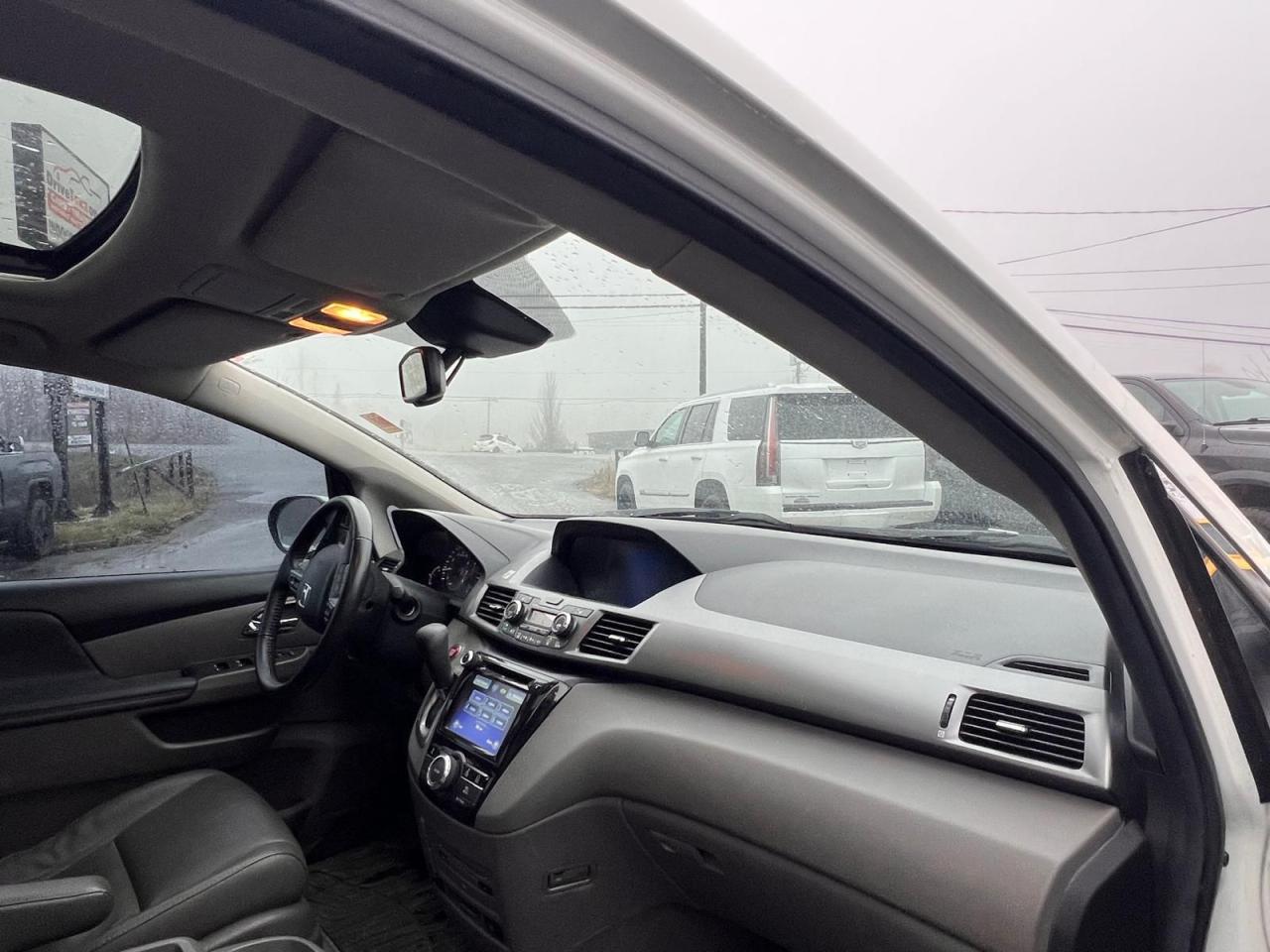 2014 Honda Odyssey EX-L w/Navi - Photo #9