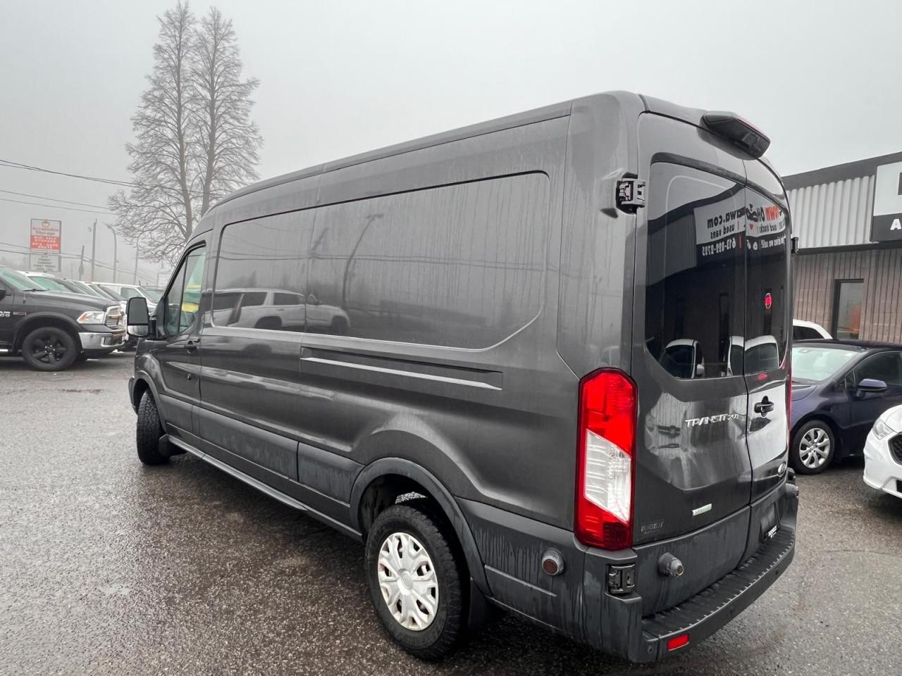2018 Ford Transit  - Photo #2