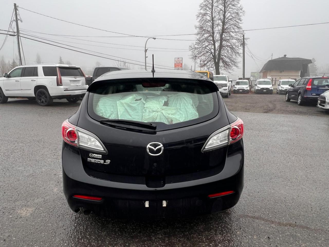 2012 Mazda MAZDA3 GX Photo3