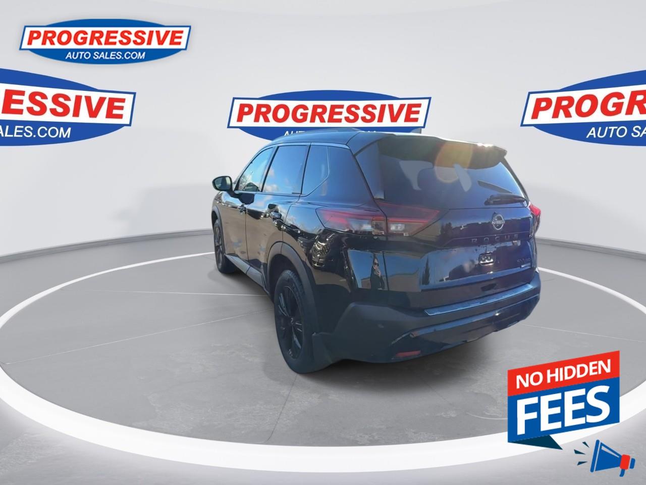 2023 Nissan Rogue SV MOONROOF Photo