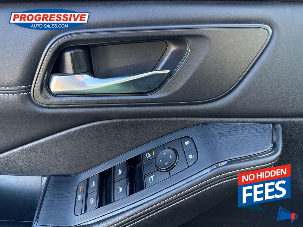 2023 Nissan Rogue SV MOONROOF Photo