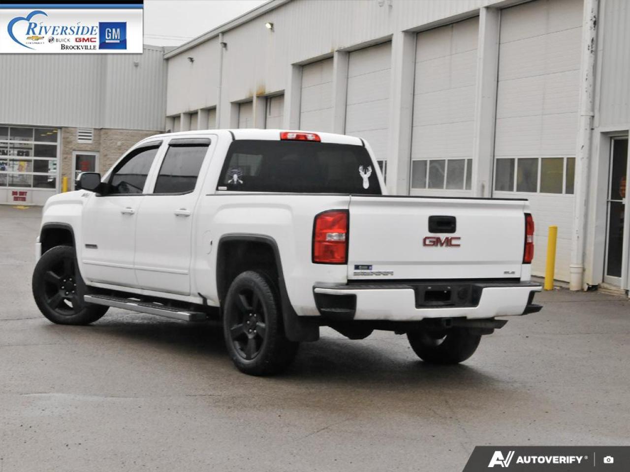 2018 GMC Sierra 1500 SLE Photo3