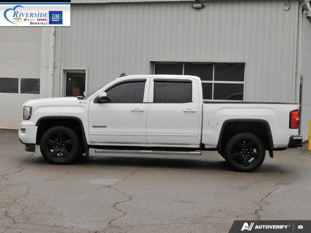 2018 GMC Sierra 1500 SLE Photo2