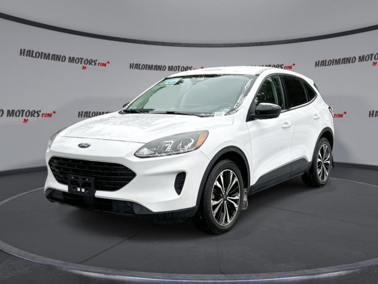 2022 Ford Escape SE | Remote Start | Heated Seats | Heated Steering Wheel Photo0