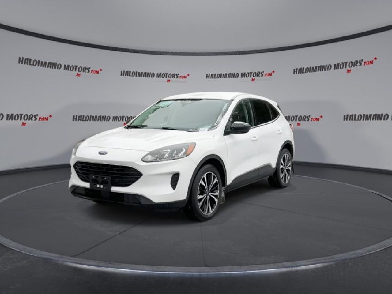 2022 Ford Escape SE | Remote Start | Heated Seats | Heated Steering Wheel Photo4