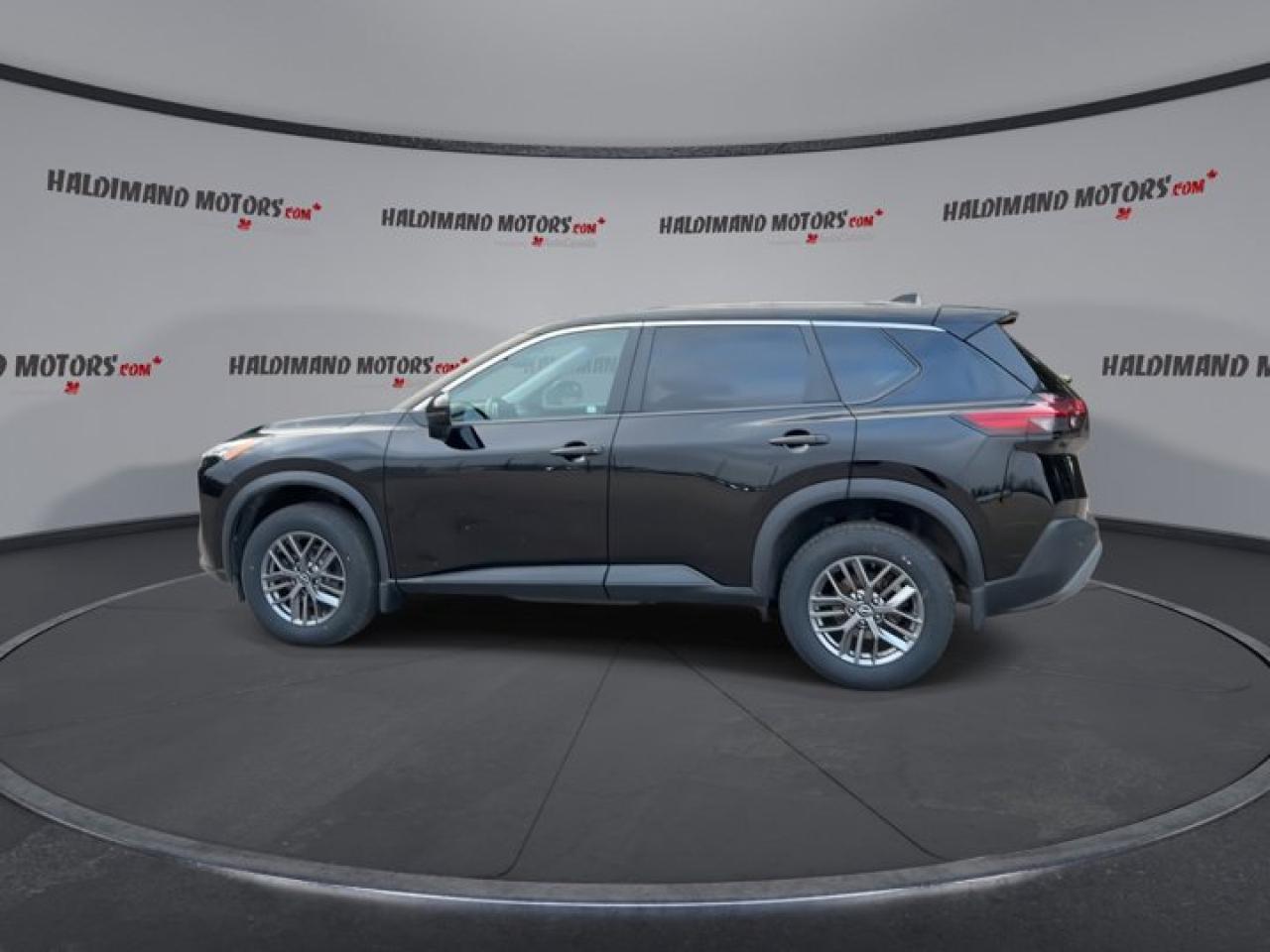 2022 Nissan Rogue S AWD Photo4