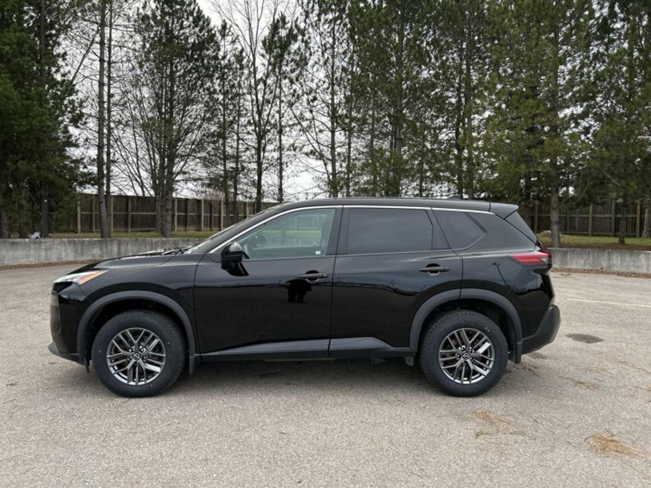 2022 Nissan Rogue S AWD Photo