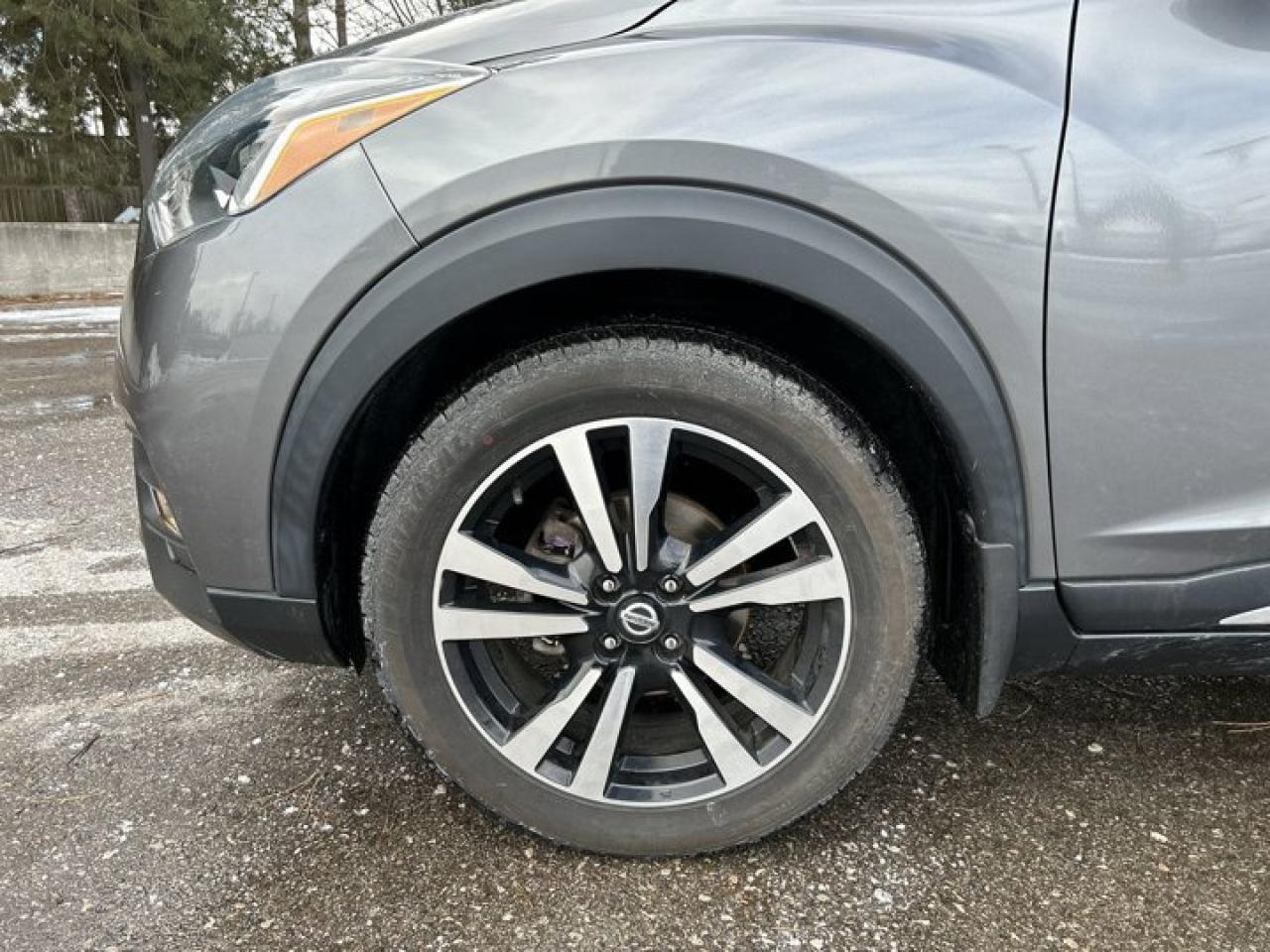 2019 Nissan Kicks SR | 360 Camera | Heated Seats | Leather Seats Photo