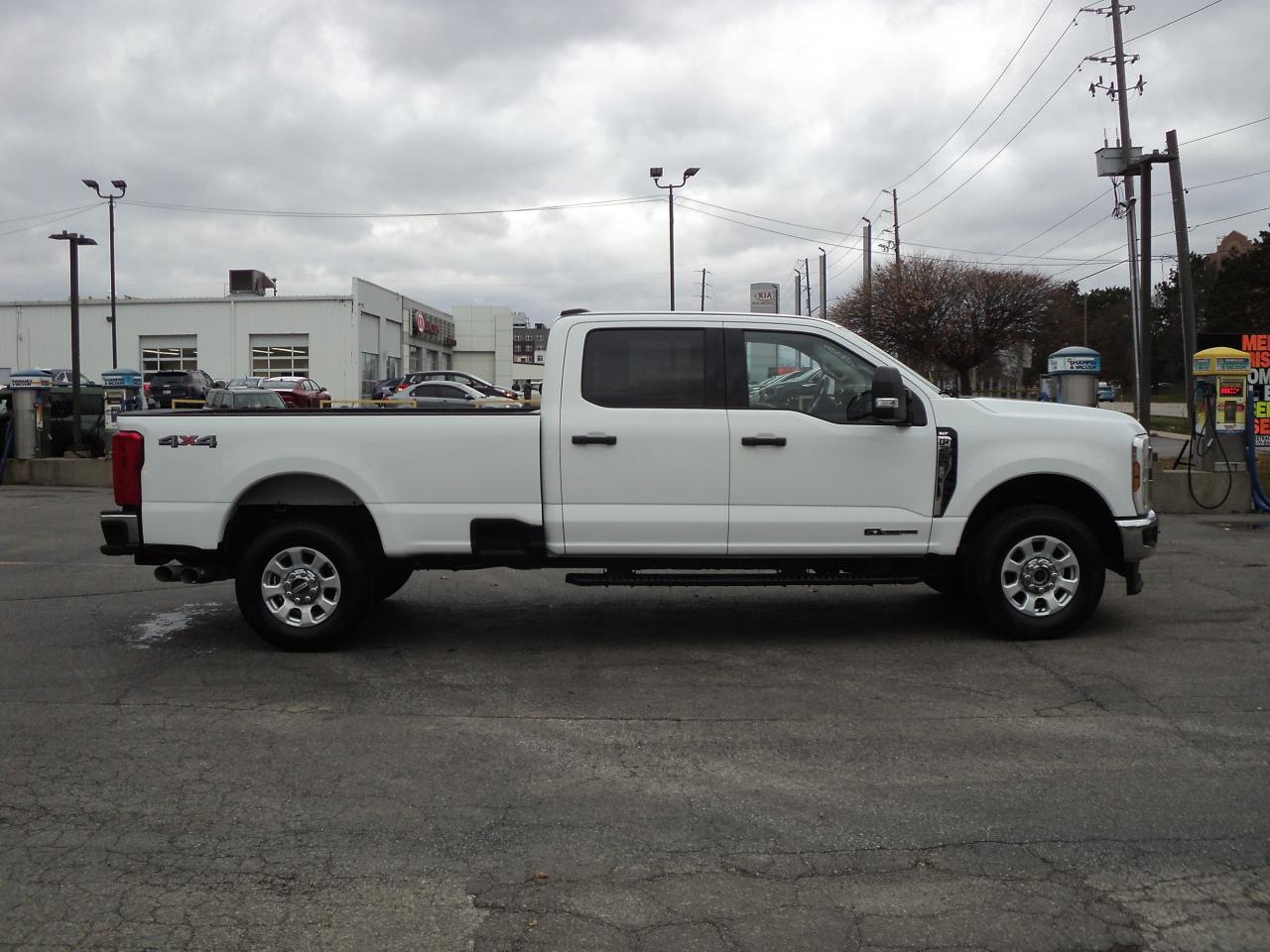 2024 Ford SUPER DUTY F-250 SRW XLT CrewCab 4WD 6.7L8cyl TurboDiesel 8' Box - Photo #7