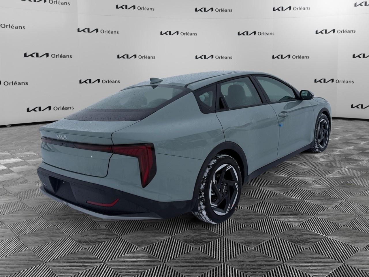 2025 Kia K4 EX FWD Photo4