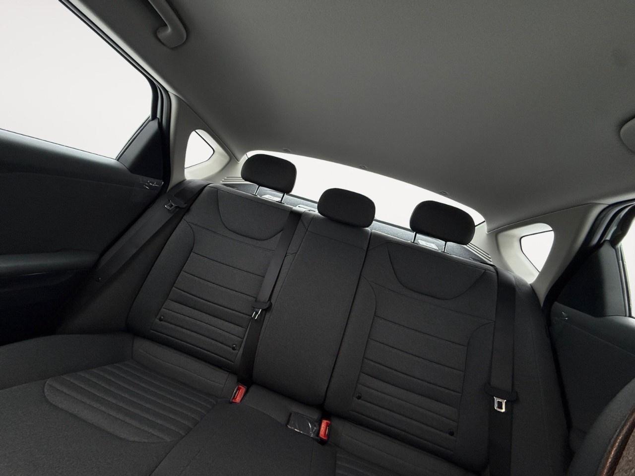 2025 Kia K4 EX FWD Photo