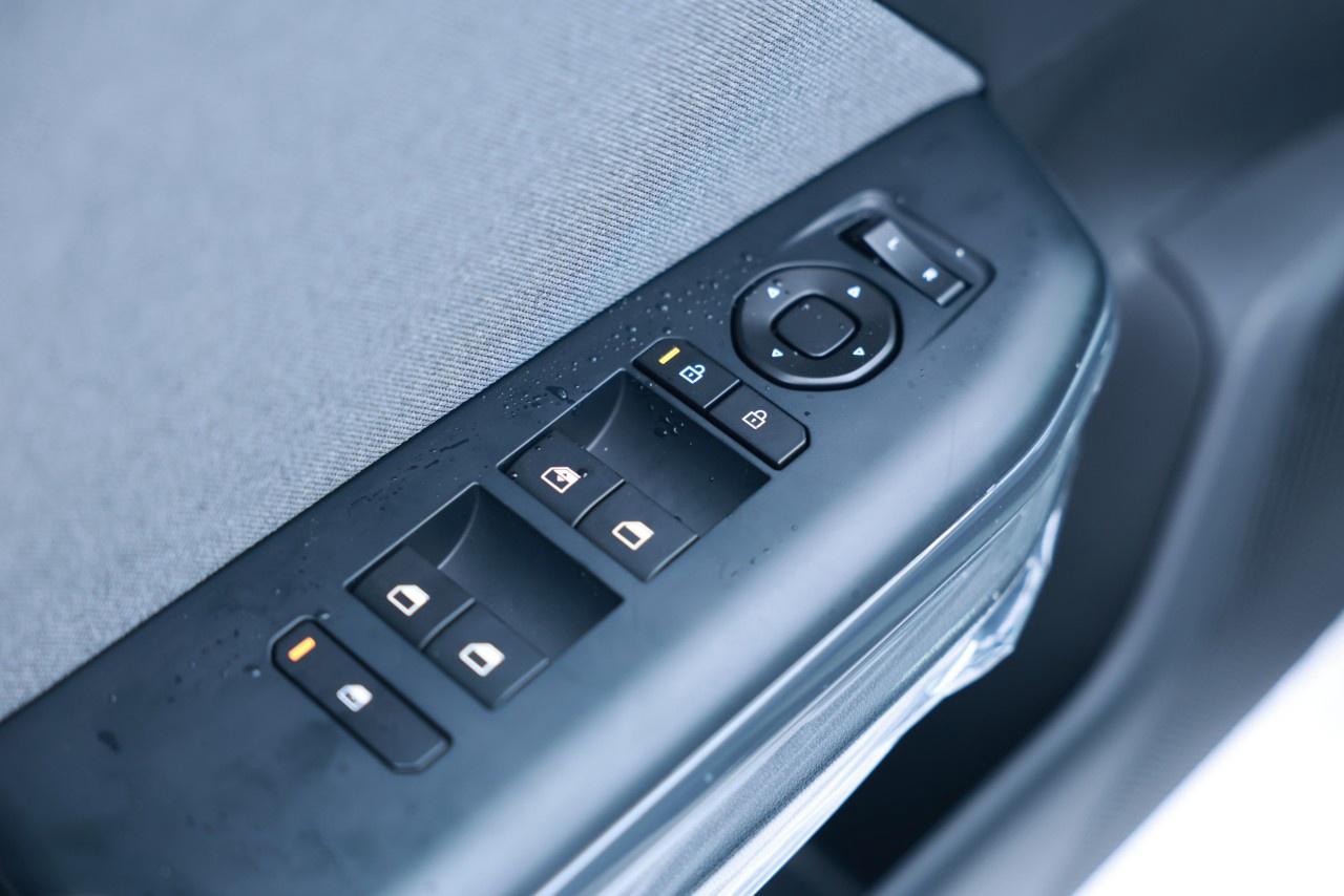 2025 Kia K4 EX FWD Photo