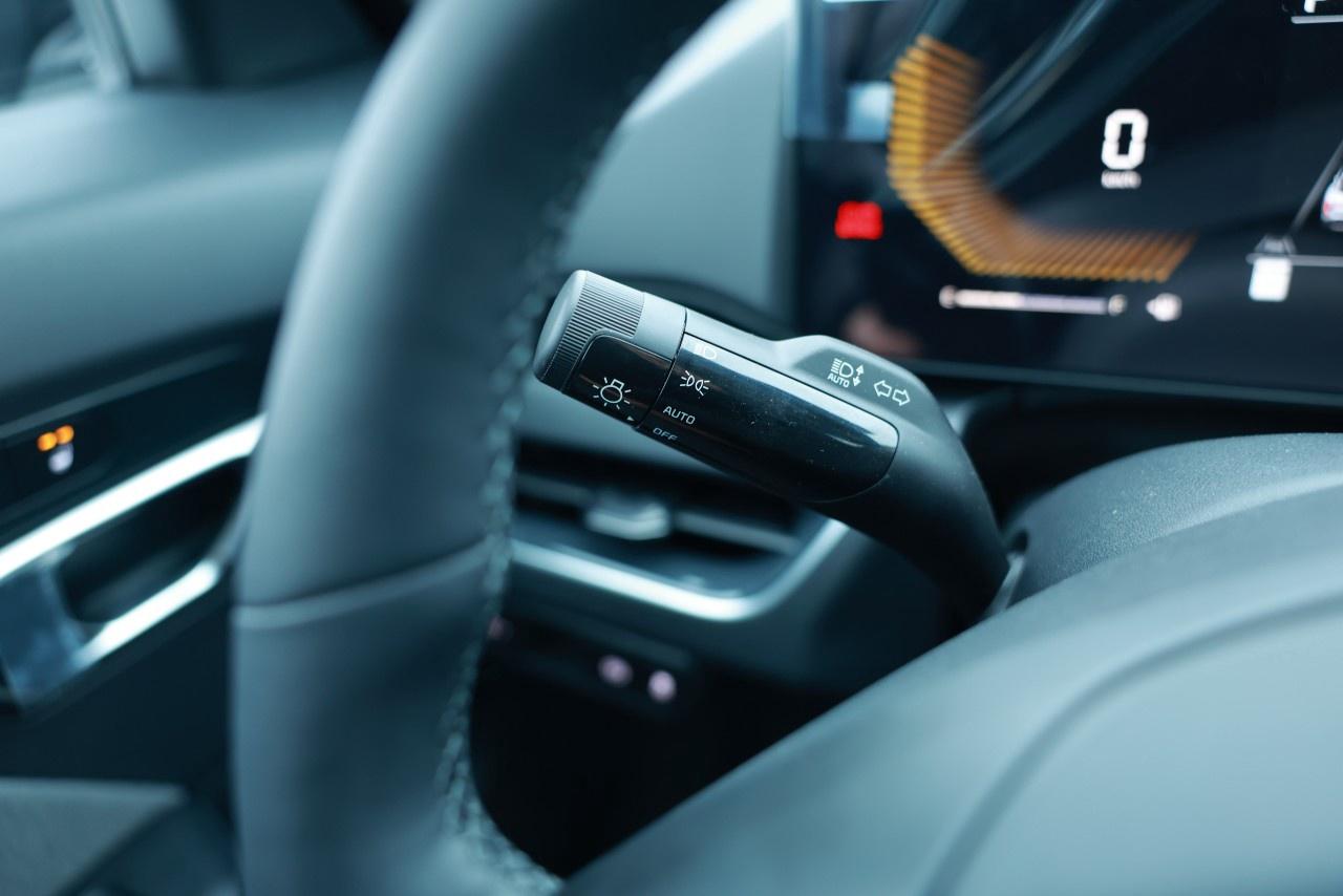 2025 Kia K4 EX FWD Photo