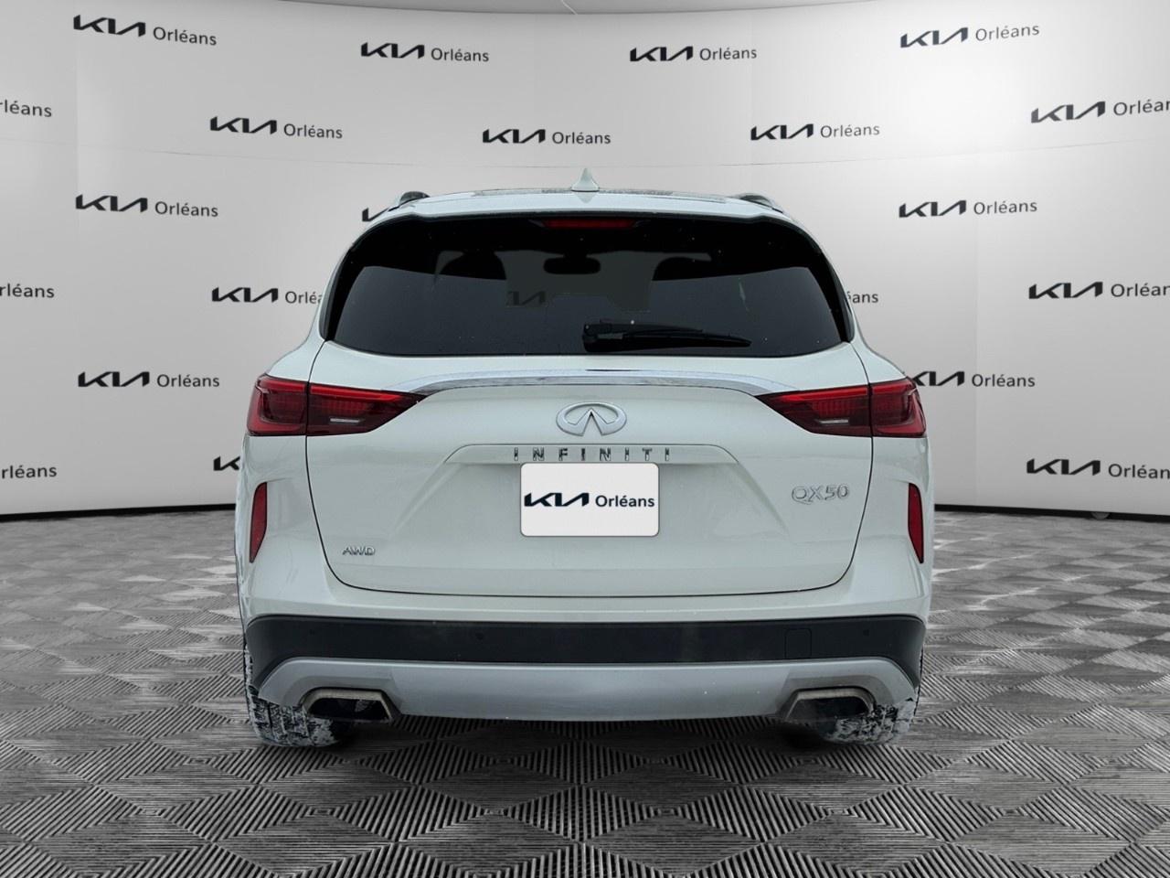 2021 Infiniti QX50 LUXE AWD Photo