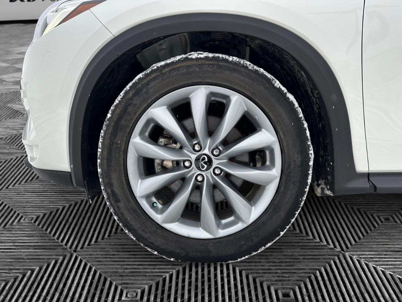 2021 Infiniti QX50 LUXE AWD Photo