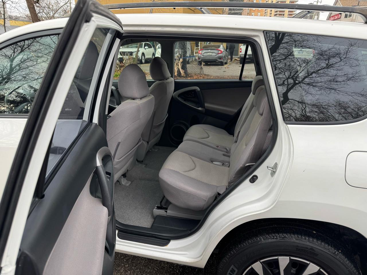 2008 Toyota RAV4 BASE Photo