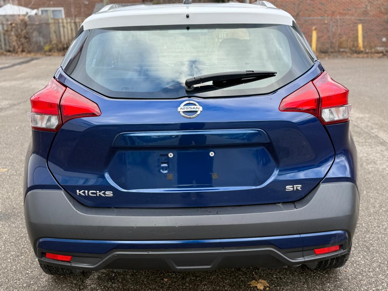 2019 Nissan Kicks SR - Photo #6