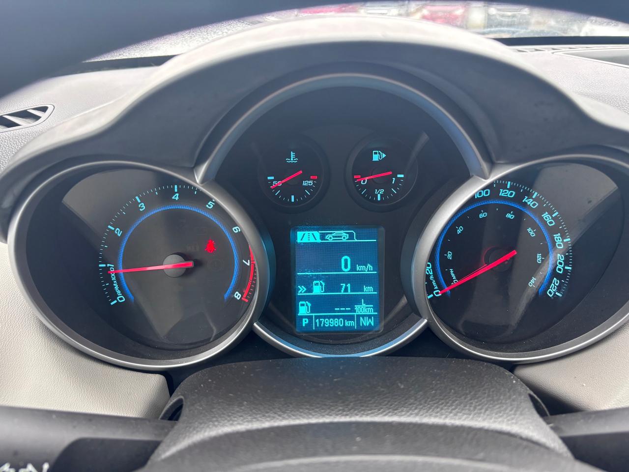 2013 Chevrolet Cruze LS GREAT WINTER CAR - Photo #17