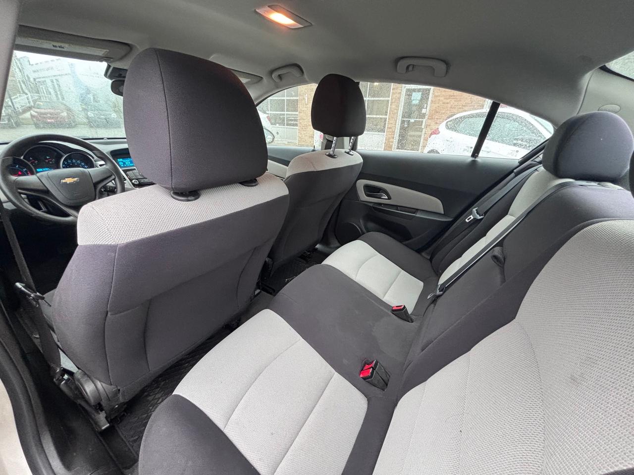 2013 Chevrolet Cruze LS GREAT WINTER CAR - Photo #12