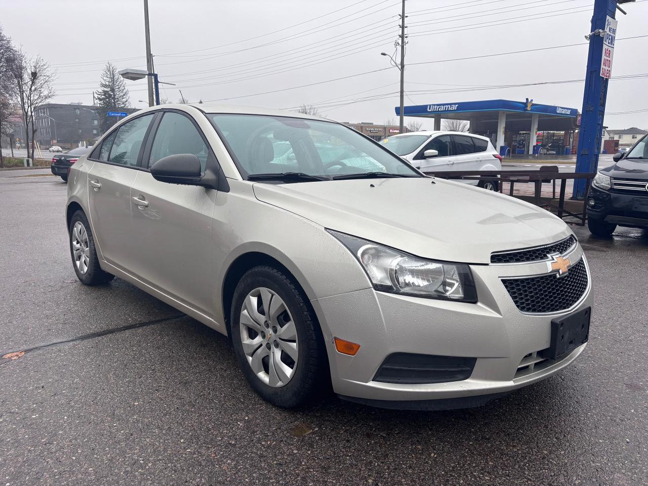 2013 Chevrolet Cruze LS GREAT WINTER CAR - Photo #5