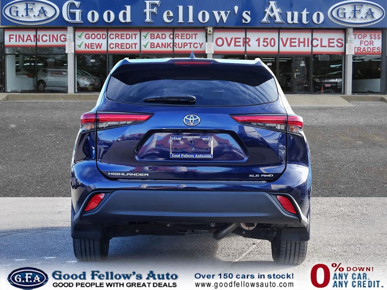 2021 Toyota Highlander XLE MODEL, AWD, 8 PASSENGER, LEATHER SEATS, SUNROO Photo