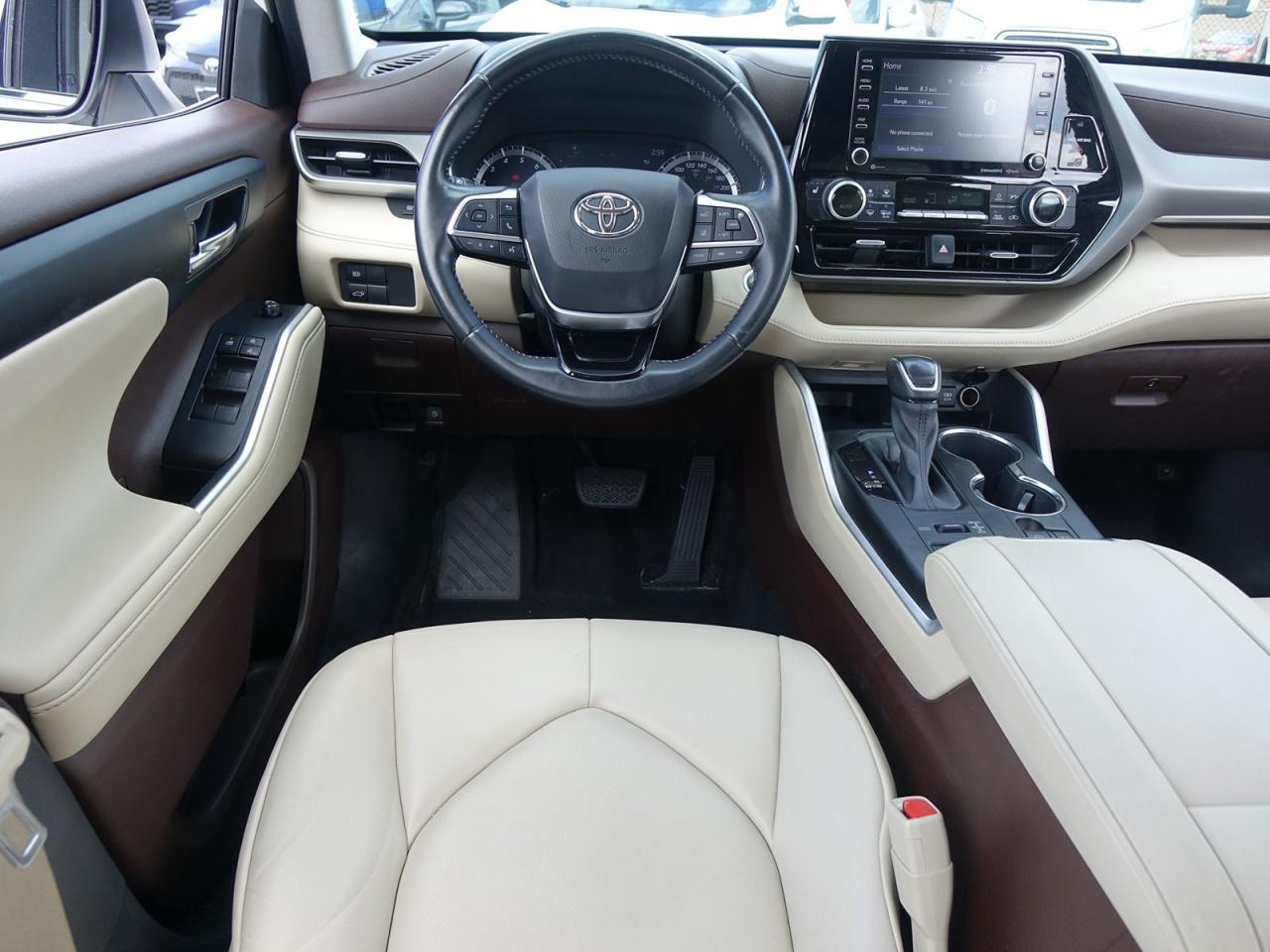 2021 Toyota Highlander XLE MODEL, AWD, 8 PASSENGER, LEATHER SEATS, SUNROO Photo40