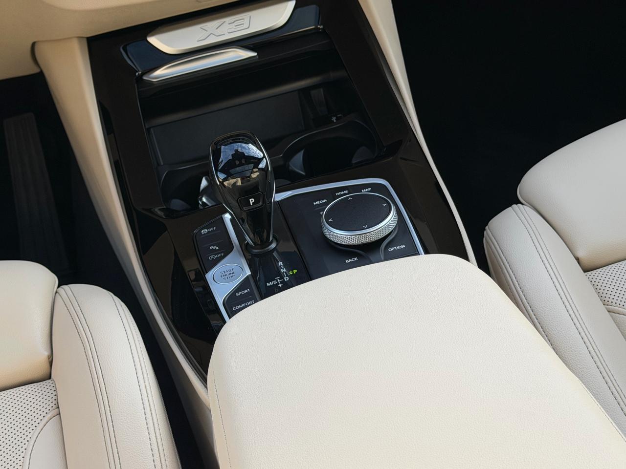 2022 BMW X3 xDrive30i - Photo #10