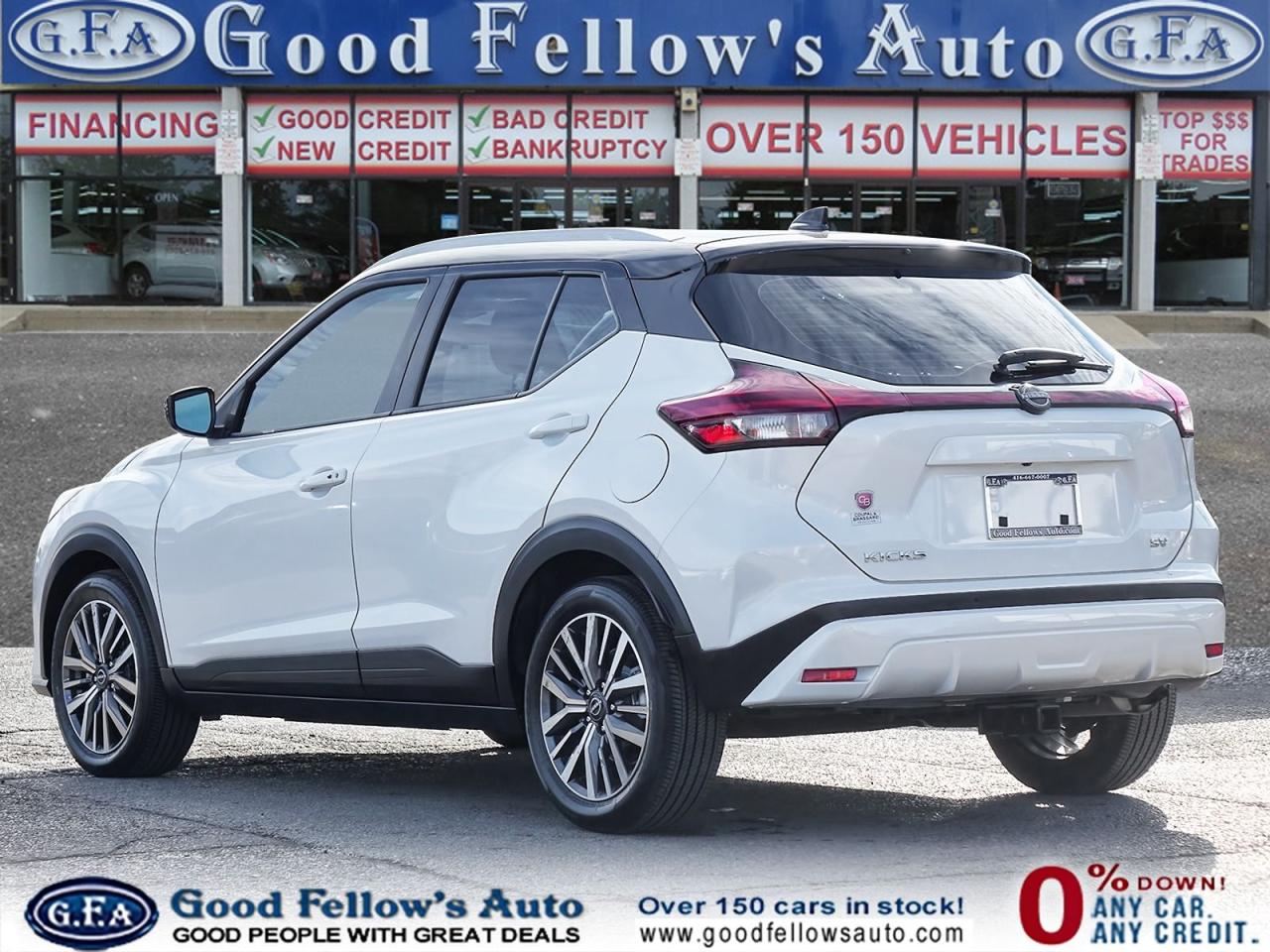 2024 Nissan Kicks SV MODEL, TWO TONE, REARVIEW CAMERA, HEATED SEATS, Photo