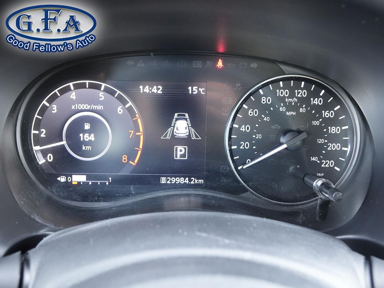 2024 Nissan Kicks SV MODEL, TWO TONE, REARVIEW CAMERA, HEATED SEATS, Photo