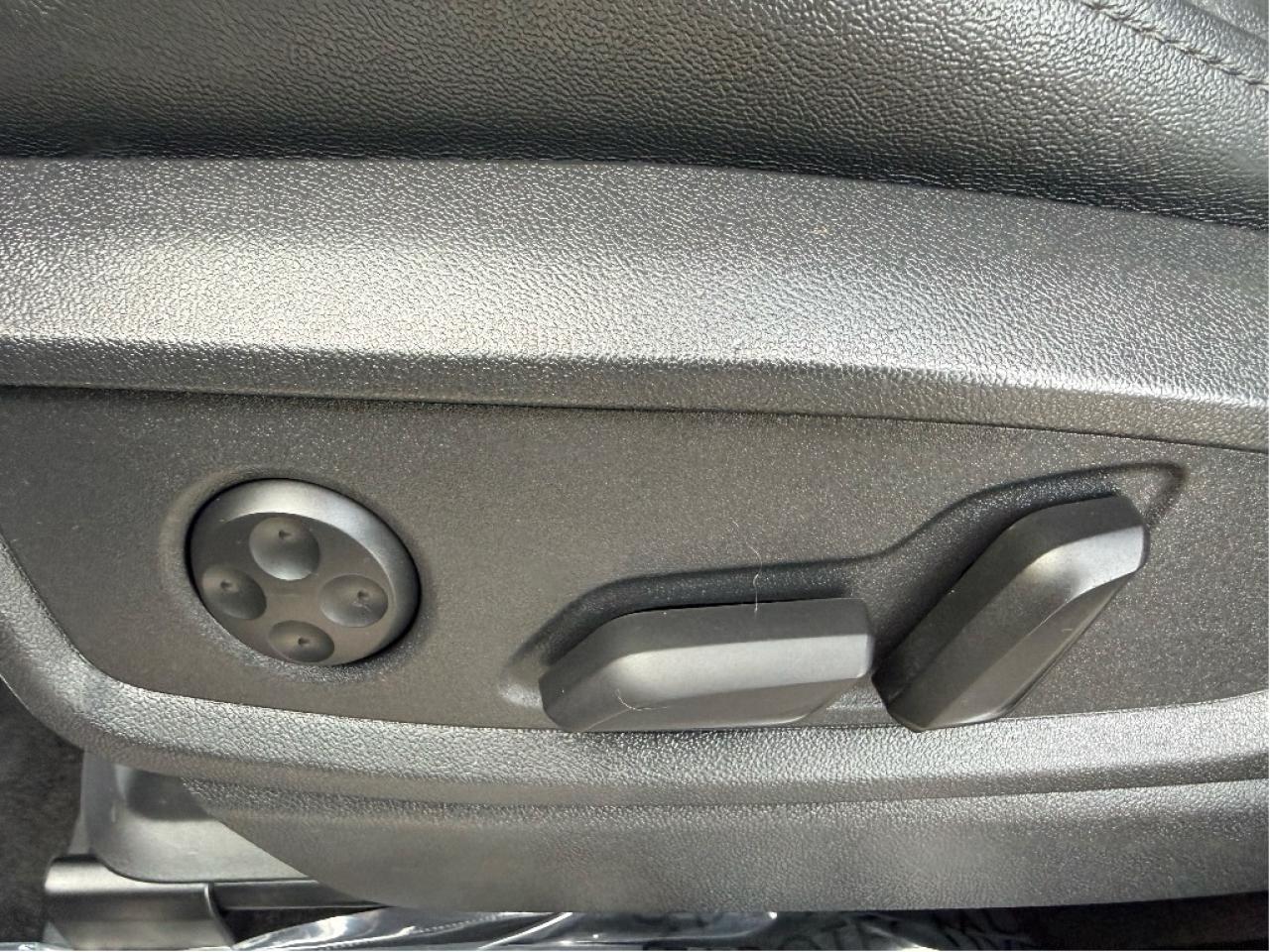 2022 Audi Q5 S Line QuattroAWD FullyLoaded 1 Owner Certified Photo