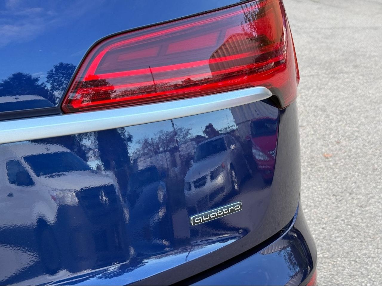 2022 Audi Q5 S Line QuattroAWD FullyLoaded 1 Owner Certified Photo4