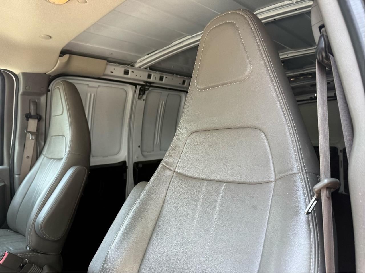 2020 Chevrolet Express 2500 155 Long Wheel Base Certified LowKMs B.Cam Photo