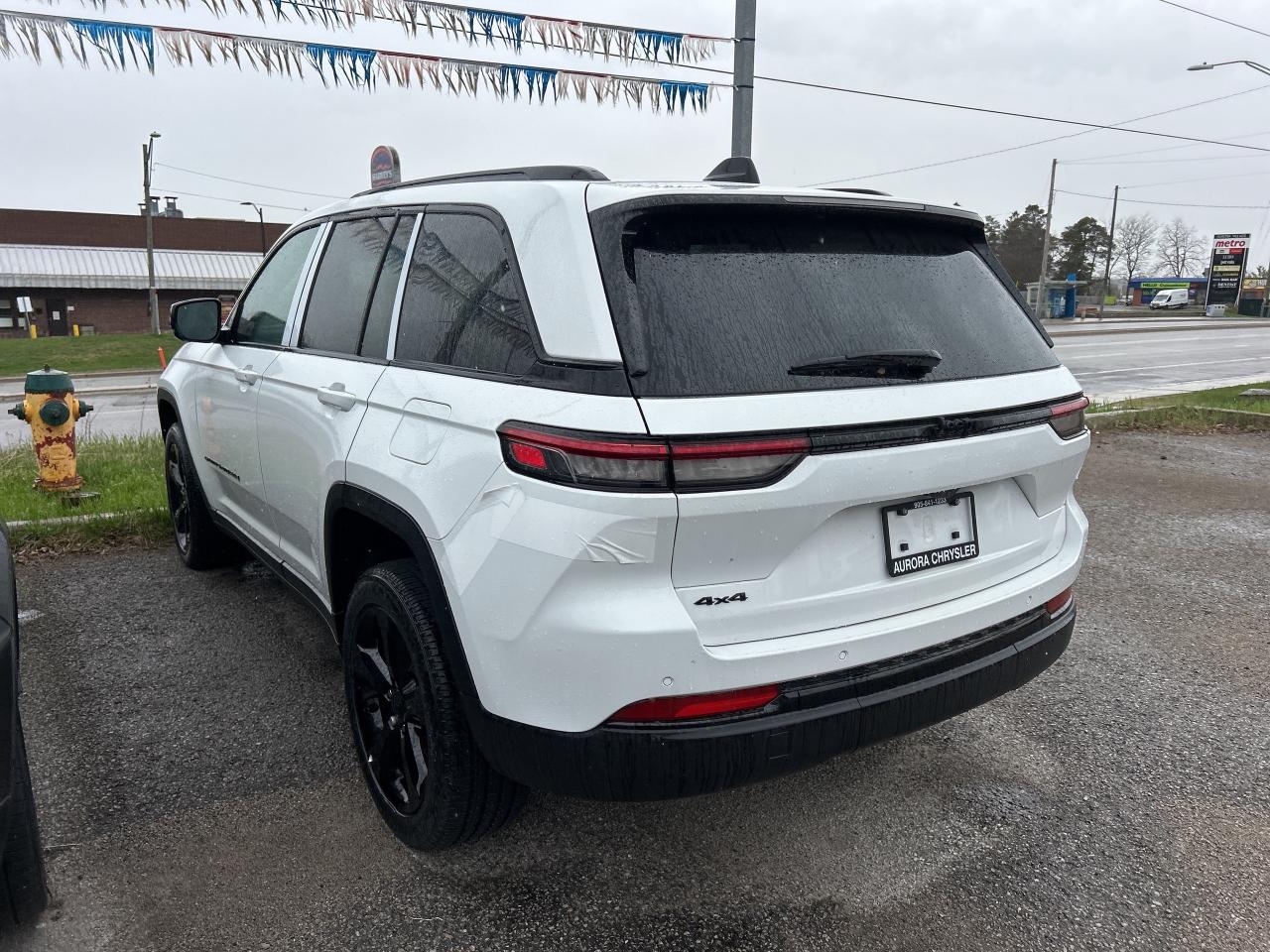 2024 Jeep Grand Cherokee ALTITUDE***4X4***LTHR***P/SUN***TRAILER TOW PKG+++ Photo