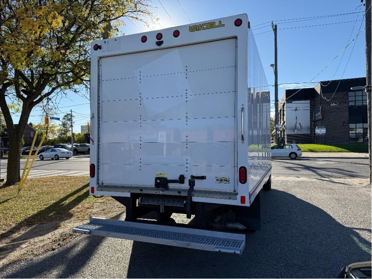 2023 GMC Savana 14 Foot Box! Rare CleanCarfax Warranty Ramp B.Cam Photo2