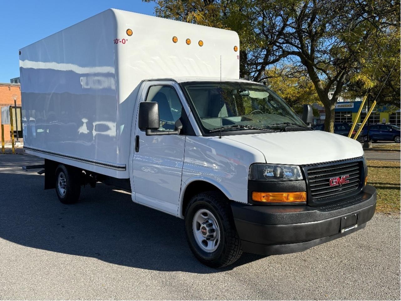 2023 GMC Savana 14 Foot Box! Rare CleanCarfax Warranty Ramp B.Cam Photo