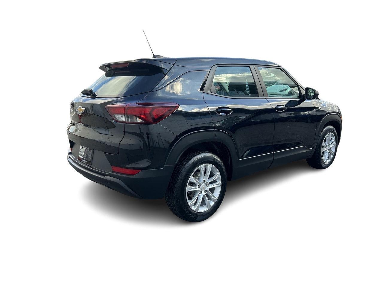 2021 Chevrolet TrailBlazer LS Low KM Rates from 4.99% Clean CarFax Photo