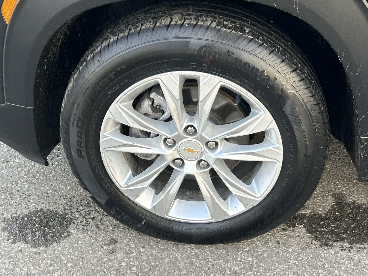 2021 Chevrolet TrailBlazer LS Low KM Rates from 4.99% Clean CarFax Photo