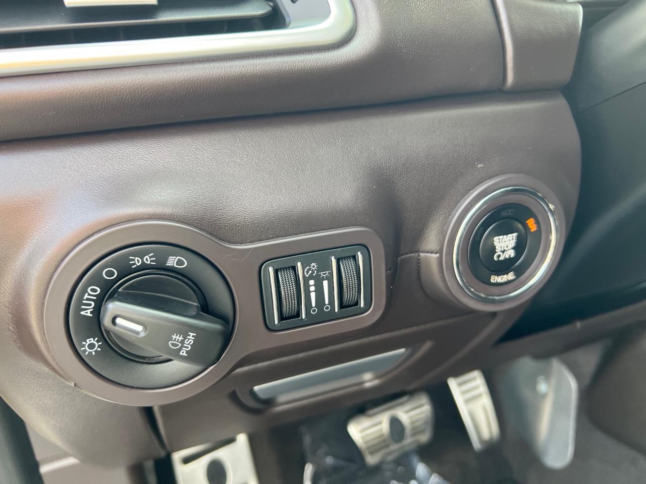 2015 Maserati Ghibli SQ4 Nav B.Cam Sunroof Certified All Wheel Drive Photo