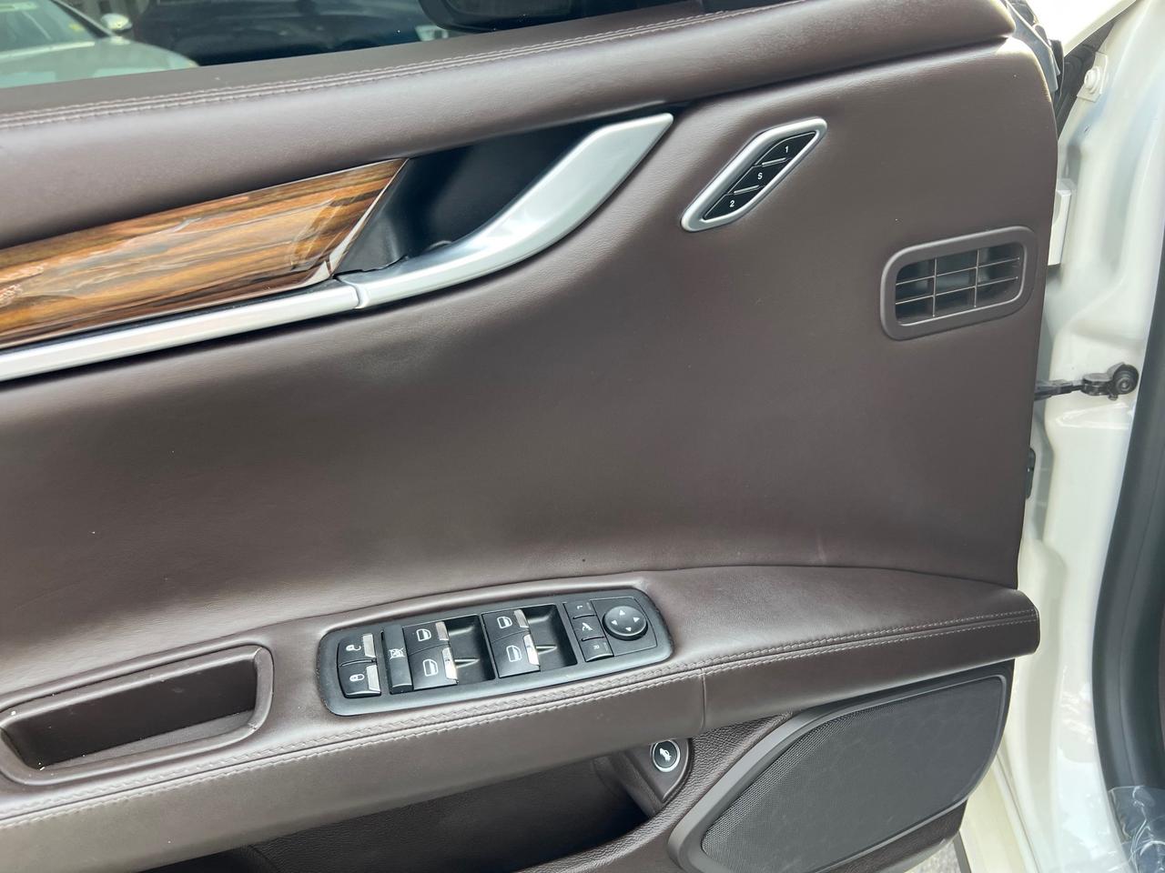 2015 Maserati Ghibli SQ4 Nav B.Cam Sunroof Certified All Wheel Drive Photo