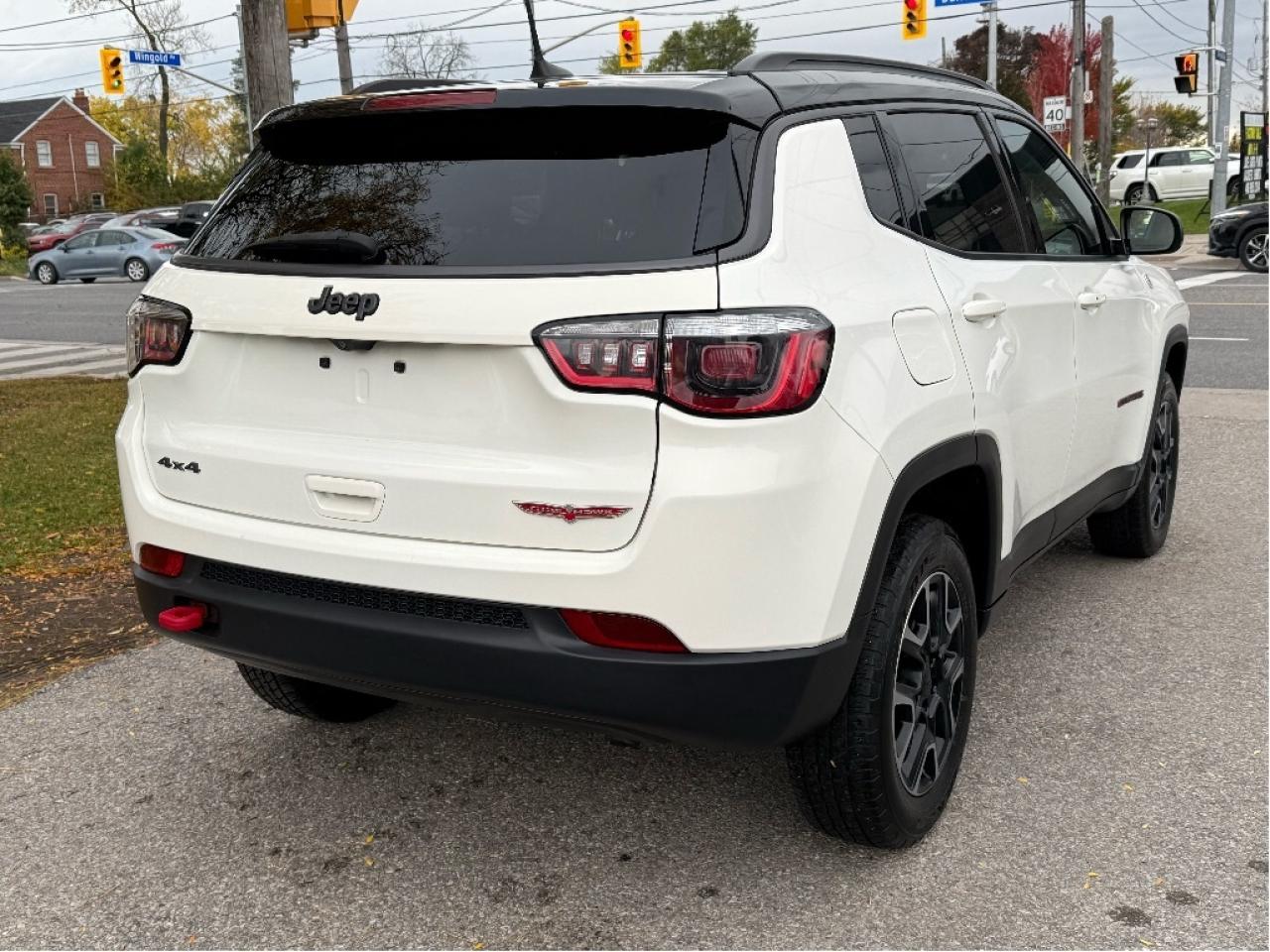 2019 Jeep Compass Trailhawk 4x4 Loaded Nav CarPlay CleanCarfax LowKM Photo2