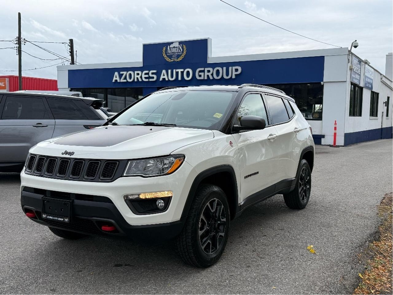 2019 Jeep Compass Trailhawk 4x4 Loaded Nav CarPlay CleanCarfax LowKM Photo0
