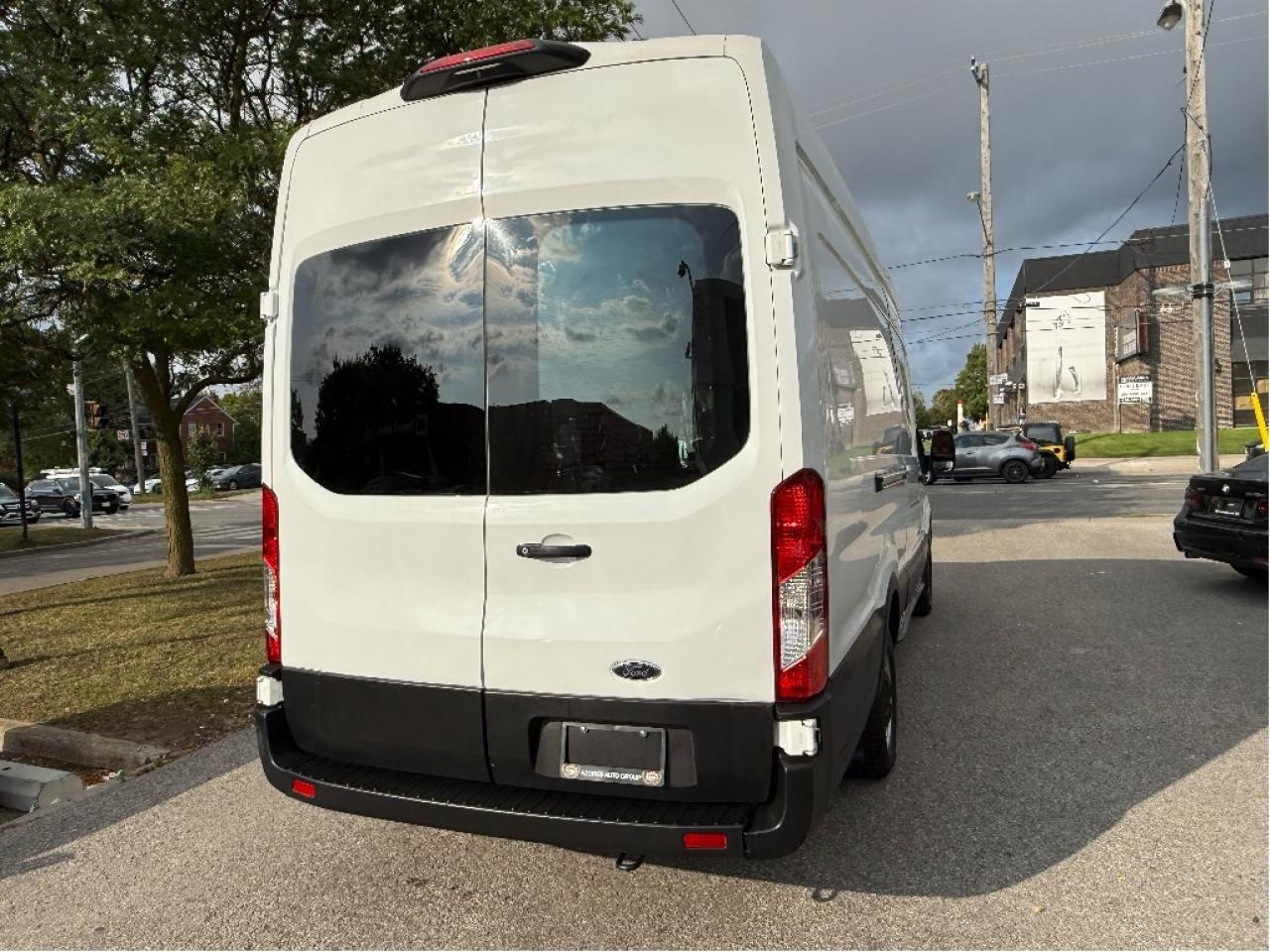 2021 Ford Transit Cargo Van 148 Extra Long Wheel Base T-250 Certified B.Cam Photo2