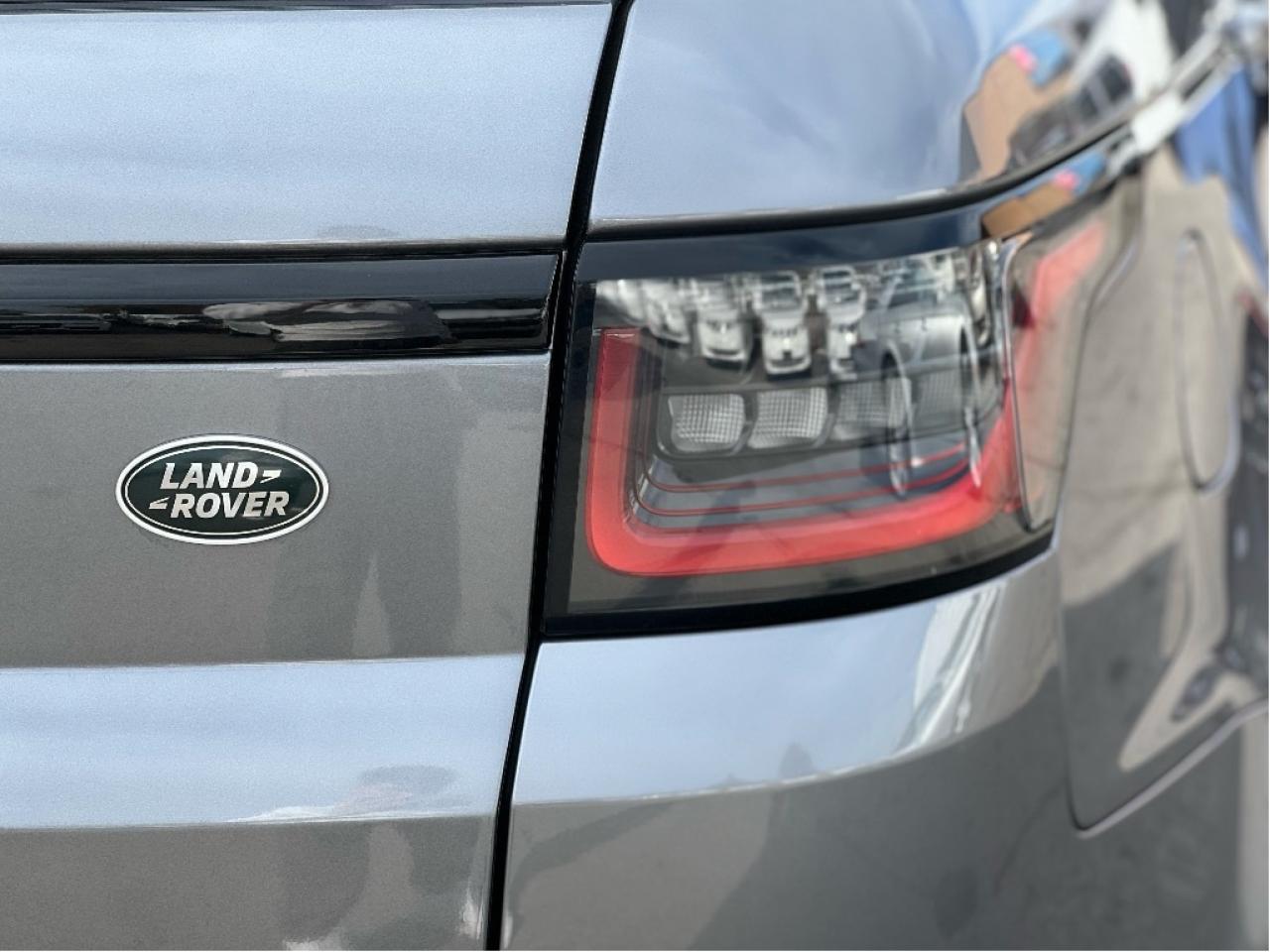 2020 Land Rover Range Rover Sport MHEV Loaded Clean Carfax Low KMs Certified Photo4