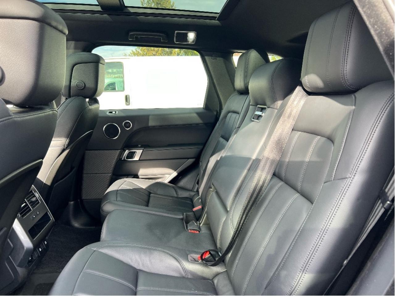 2020 Land Rover Range Rover Sport MHEV Loaded Clean Carfax Low KMs Certified Photo