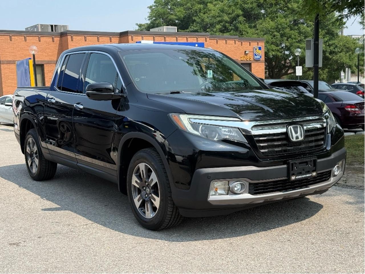 2017 Honda Ridgeline Touring CrewCab FullyLoaded DriveAssistPack LowKMs Photo